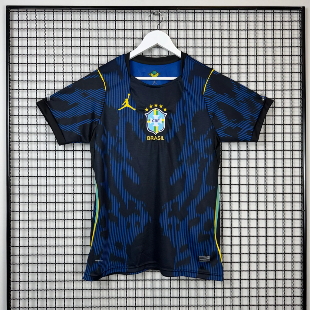 Camisa da Seleção Brasileira Azul 26/27.