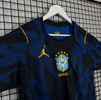 Camisa da Seleção Brasileira Azul 26/27.