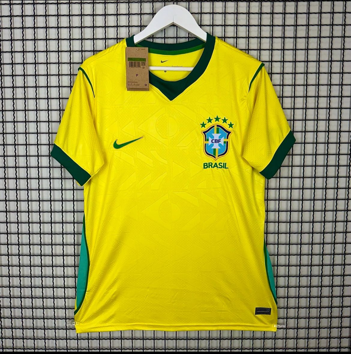 Camisa da Seleção Brasileira Copa do Mundo Amarela 26/27.
