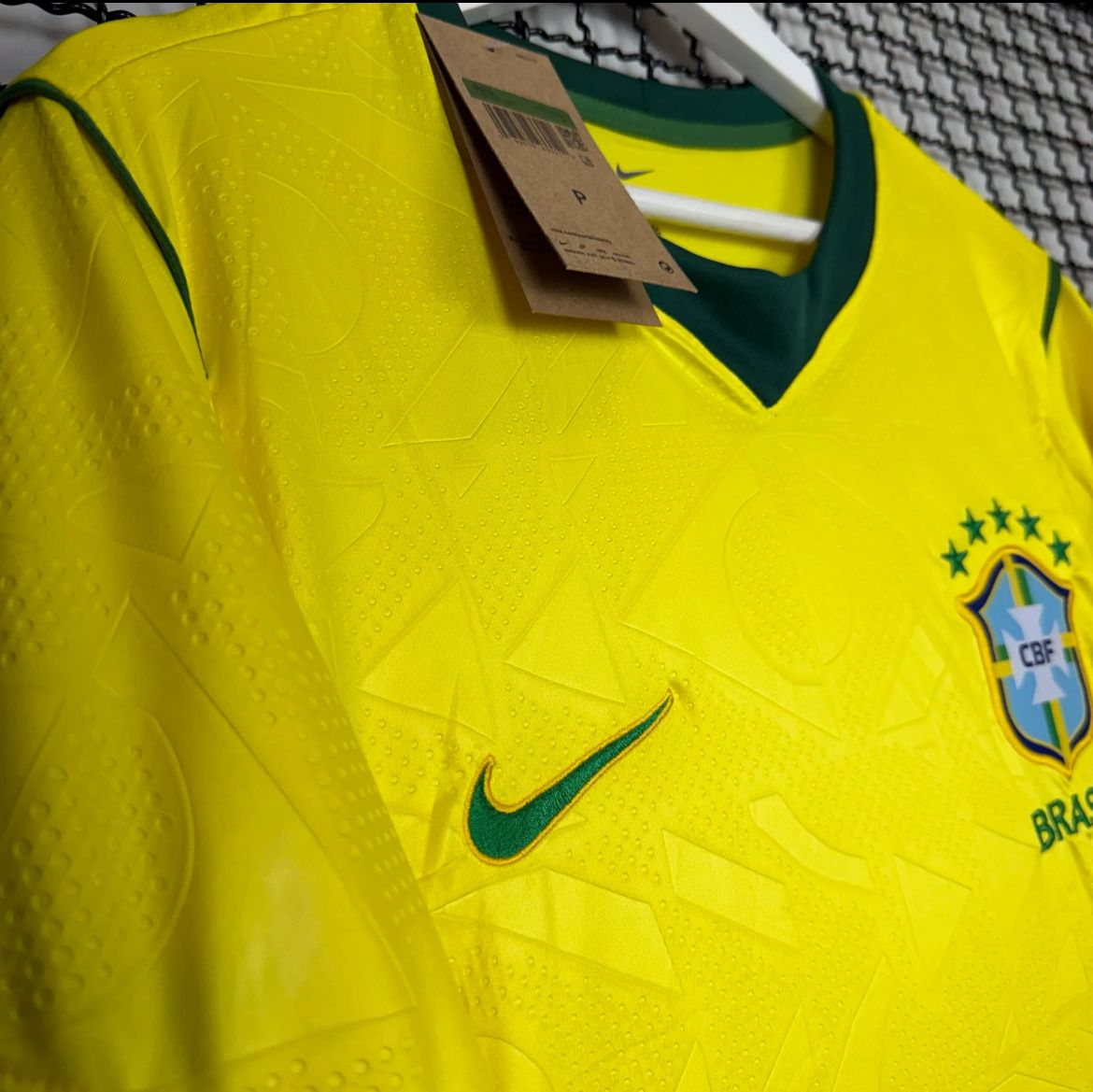 Camisa da Seleção Brasileira Copa do Mundo Amarela 26/27.
