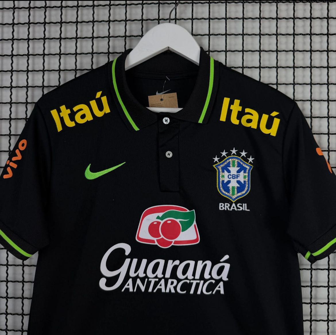 Camisa da Seleção Brasileira Polo Preta/ Patrocínio