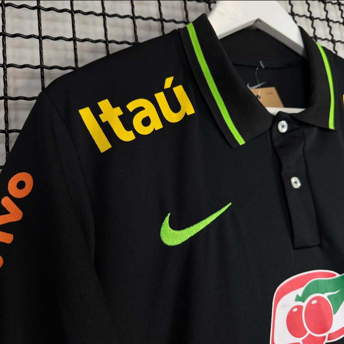 Camisa da Seleção Brasileira Polo Preta/ Patrocínio