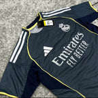 Camisa do Real Madrid Cinza 2025