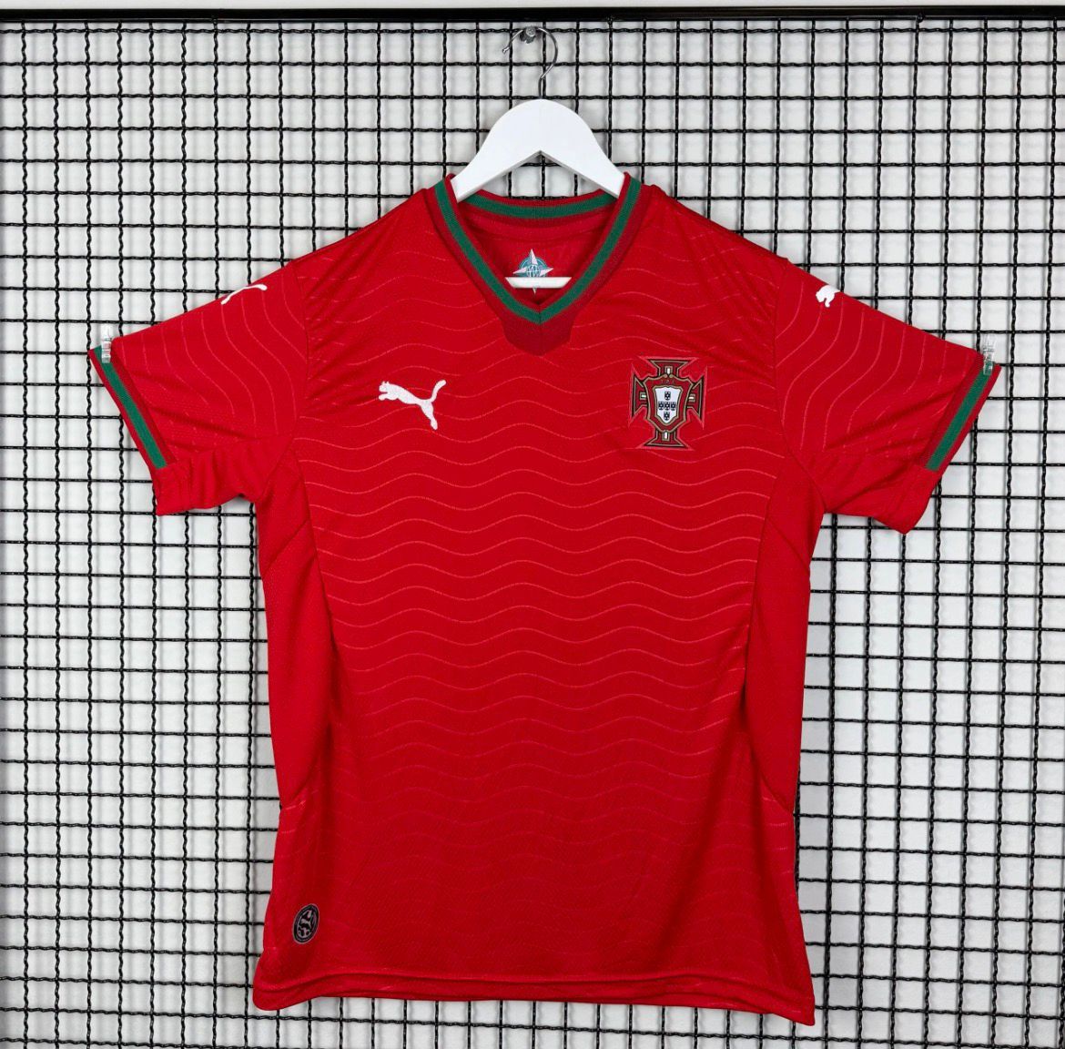 Camisa de Time Seleção Portugal Vermelha 26/27