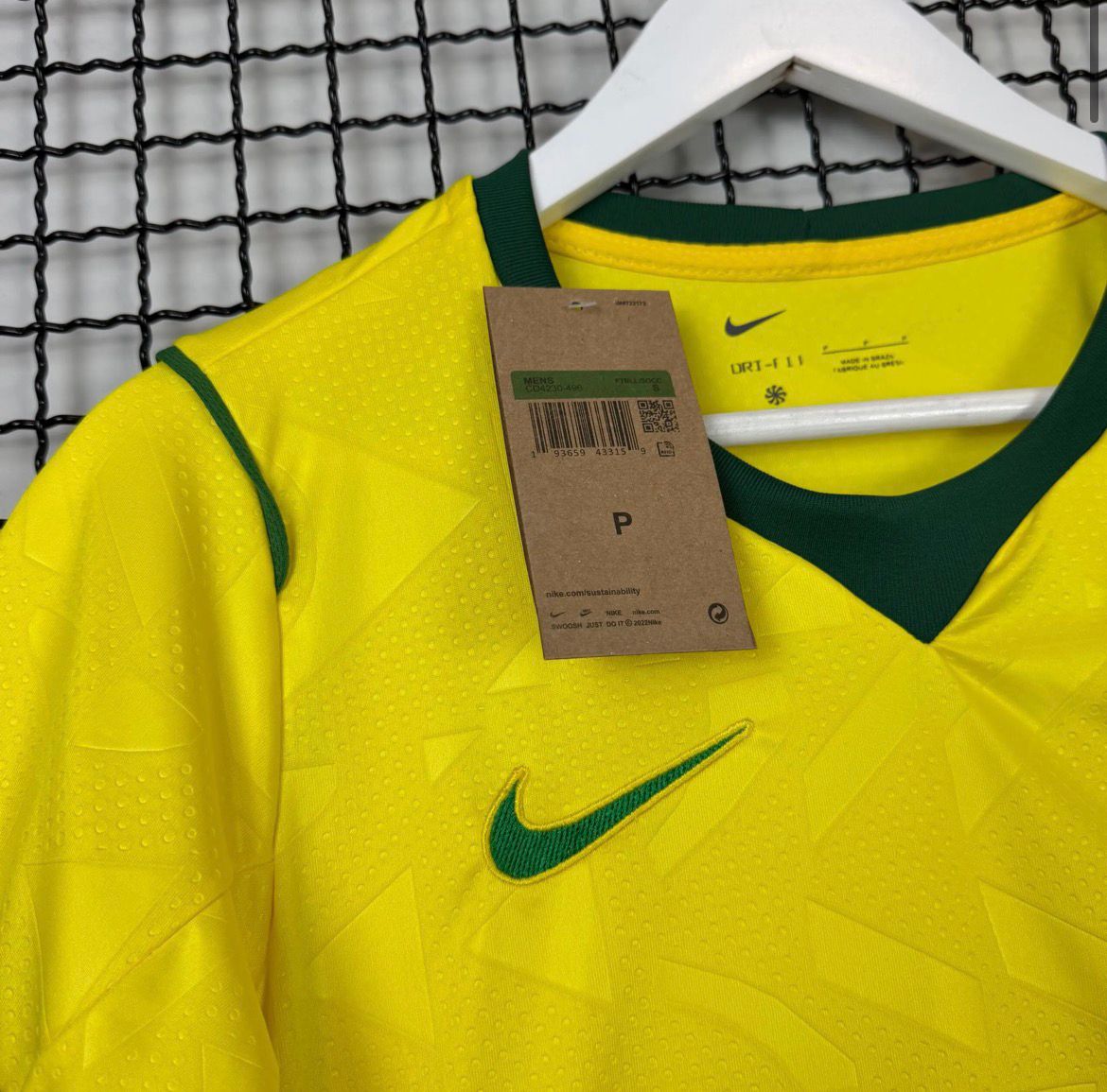 Camisa de Time Brasil Copa do Mundo Amarela 26/27 FEMININA