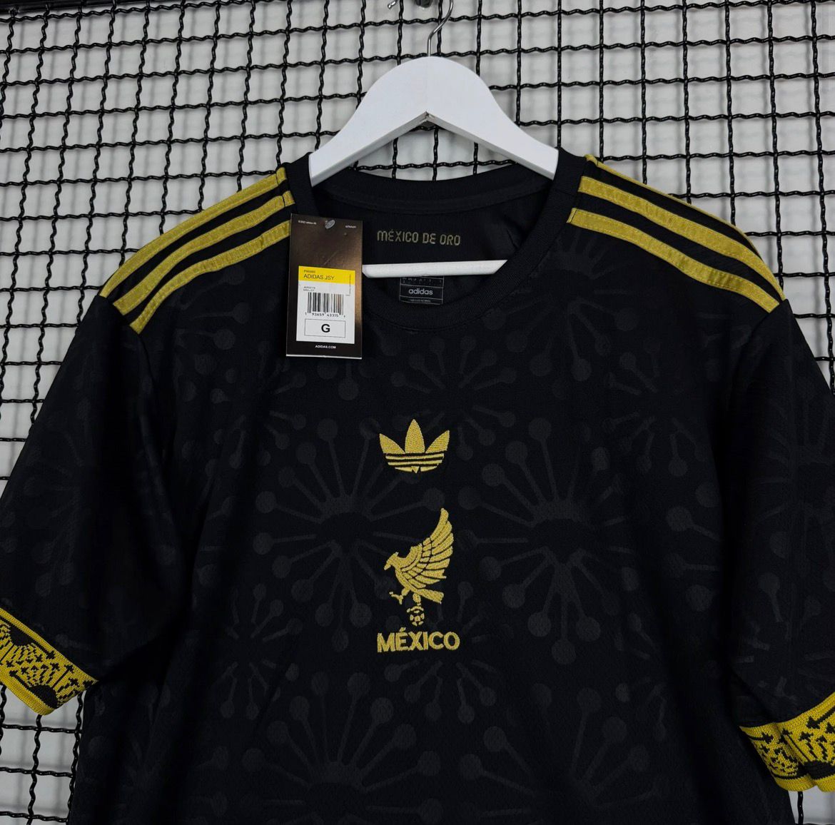 Camisa de Time Seleção México Preta c/ Dourada